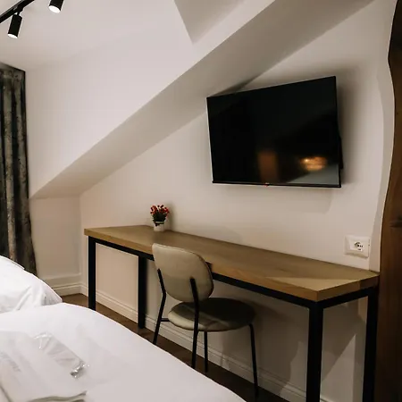 Karma Chic&style 2 Bed & Breakfast Korce