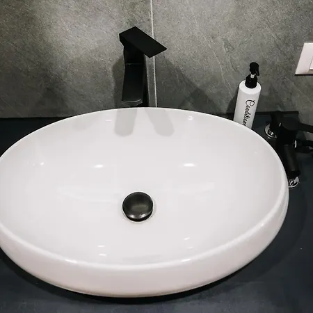 فندق مبيت وإفطار Karma Chic&style 2 كورتشي